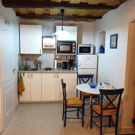 Kis Haz Apartman Zalacsany Exterior photo