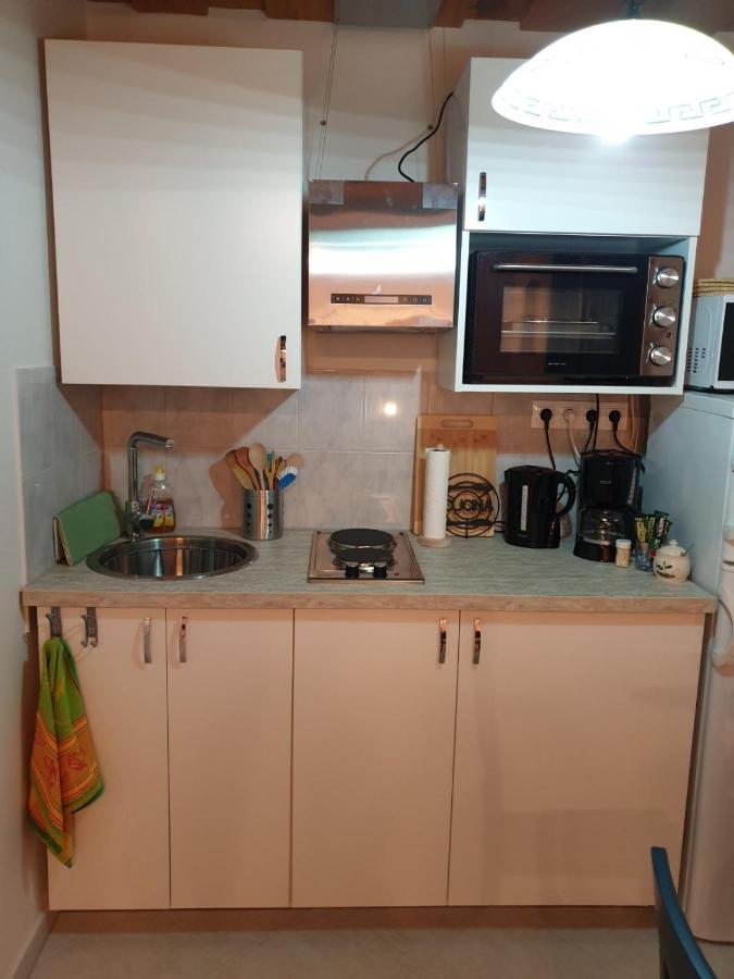 Kis Haz Apartman Zalacsany Exterior photo